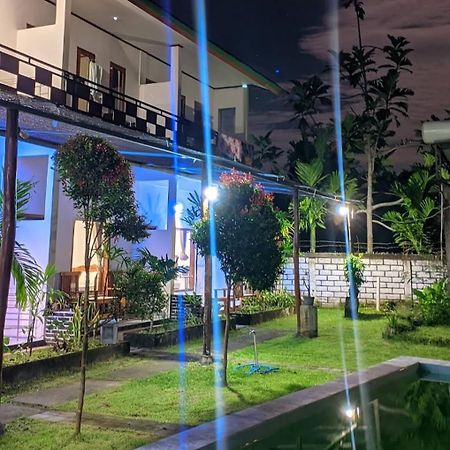 OYO 1536 Jeri Residence Kuta (Lombok) Exterior foto