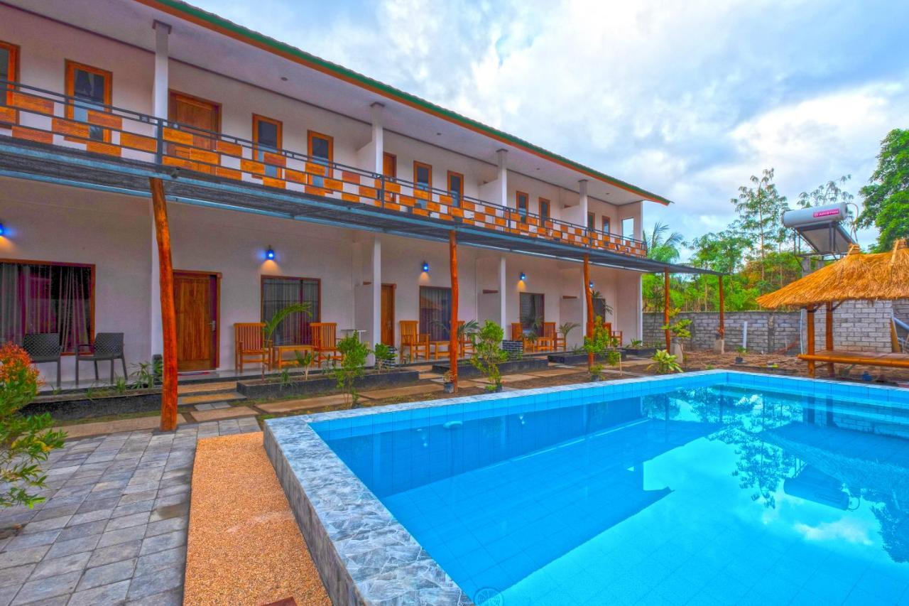 OYO 1536 Jeri Residence Kuta (Lombok) Exterior foto